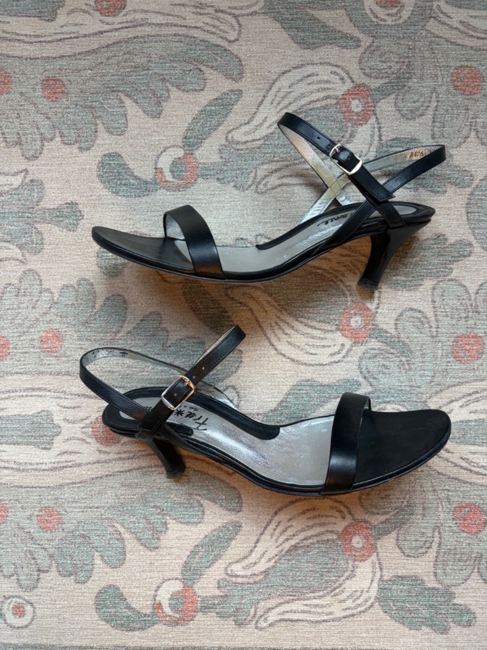 Free Lance Strappy Kitten Heel